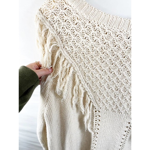 Chelsea and Violet Fringe Cream Knit Pullover Sweater Size L - Picture 3 of 7